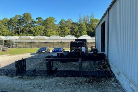Propiedad comercial en venta en Loxahatchee Groves, Florida № 1964193 - foto 12