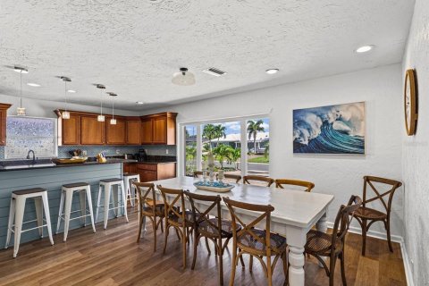 Villa ou maison à louer à Belleair Beach, Floride: 3 chambres, 211.07 m2 № 2403061 - photo 16