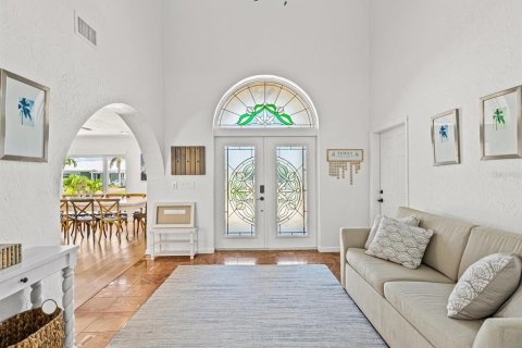 Villa ou maison à louer à Belleair Beach, Floride: 3 chambres, 211.07 m2 № 2403061 - photo 12