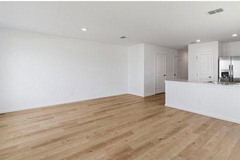 Touwnhouse à louer à Davenport, Floride: 3 chambres, 135.64 m2 № 2415044 - photo 2
