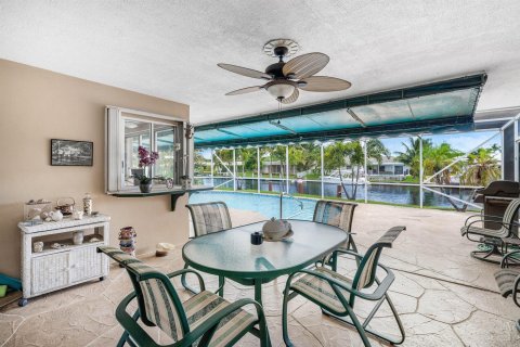 House in Boca Raton, Florida 3 bedrooms, 177.54 sq.m. № 2392814 - photo 22