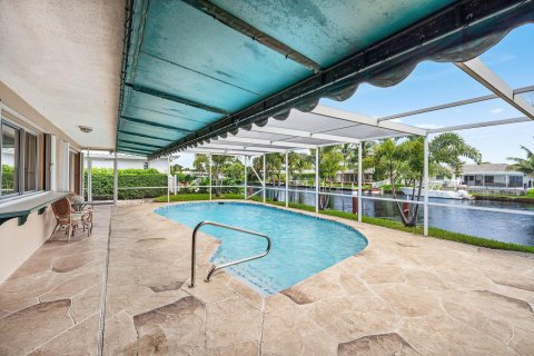 House in Boca Raton, Florida 3 bedrooms, 177.54 sq.m. № 2392814 - photo 24