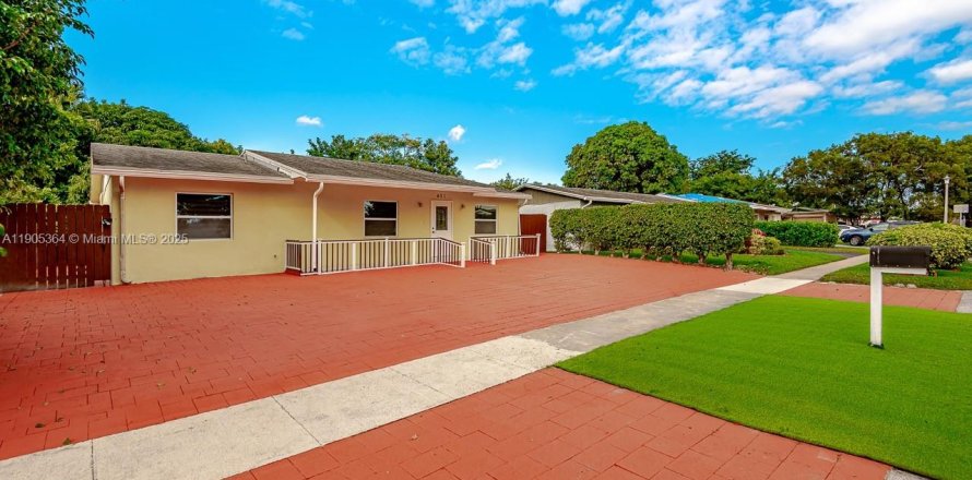 Дом в Норт-Лодердейл, Флорида 4 спальни, 127.28м2 № 1963731