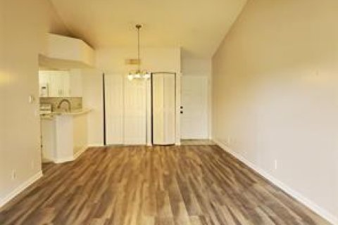 Copropriété à louer à Coral Springs, Floride: 1 chambre, 68.1 m2 № 2247266 - photo 3