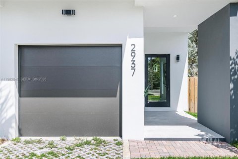 Снять в аренду таунхаус в Майами, Флорида 4 спальни, № 2050122 - фото 3