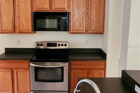 Купить виллу или дом в Спринг-Хилл, Флорида 6 комнат, 159.98м2, № 1778298 - фото 5