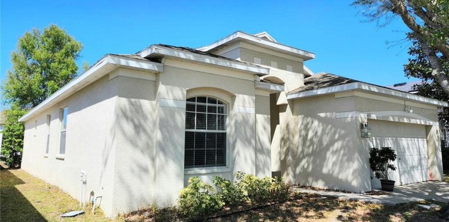 Casa en Spring Hill, Florida 3 dormitorios, 159.98 m2 № 1778298
