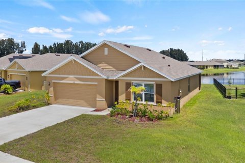 House in Rockledge, Florida 4 bedrooms, 170.01 sq.m. № 1876041 - photo 2