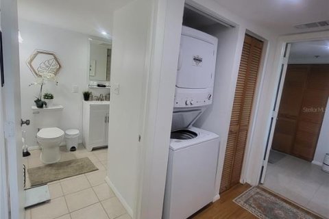Copropriété à vendre à Clearwater, Floride: 2 chambres, 80.82 m2 № 2125859 - photo 14