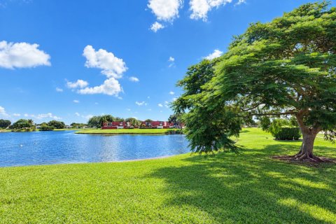 Touwnhouse à vendre à West Palm Beach, Floride: 2 chambres, 113.15 m2 № 2414620 - photo 9