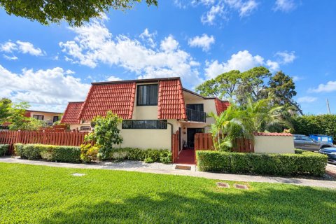 Touwnhouse à West Palm Beach, Floride 2 chambres, 113.15 m2 № 2414620