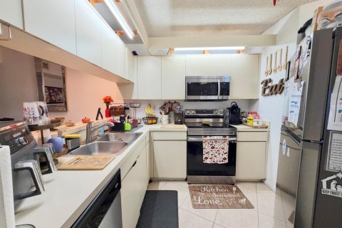 Touwnhouse à vendre à West Palm Beach, Floride: 2 chambres, 113.15 m2 № 2414620 - photo 13