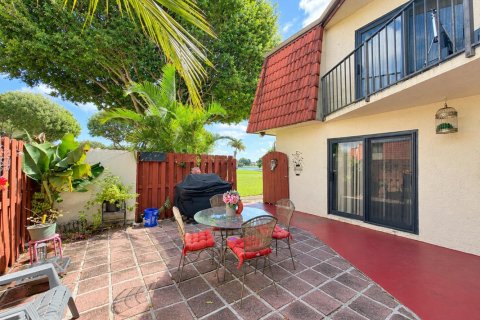 Touwnhouse à vendre à West Palm Beach, Floride: 2 chambres, 113.15 m2 № 2414620 - photo 4