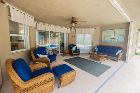 Casa en venta en Port St. Lucie, Florida, 4 dormitorios, 314.85 m2 № 2078296 - foto 25