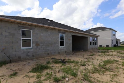 Villa ou maison à vendre à Apopka, Floride: 4 chambres, 281.31 m2 № 2406969 - photo 16