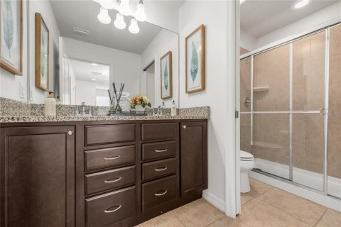 Adosado en venta en Kissimmee, Florida, 5 dormitorios, 210.24 m2 № 1815458 - foto 26