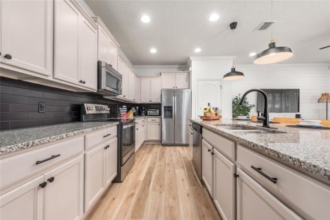 Adosado en venta en Kissimmee, Florida, 5 dormitorios, 210.24 m2 № 1815458 - foto 12