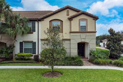 Adosado en venta en Kissimmee, Florida, 5 dormitorios, 210.24 m2 № 1815458 - foto 1
