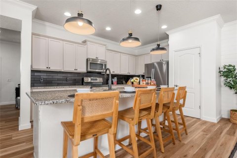 Adosado en venta en Kissimmee, Florida, 5 dormitorios, 210.24 m2 № 1815458 - foto 19
