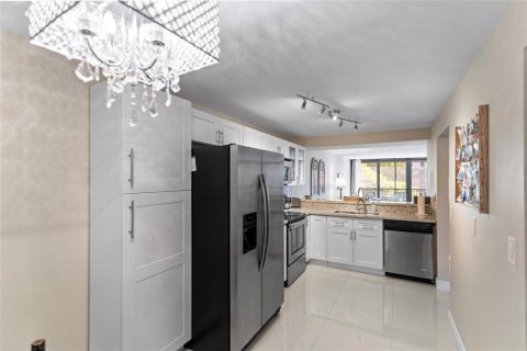 Copropriété à vendre à Boca Raton, Floride: 2 chambres, 104.98 m2 № 2183411 - photo 5