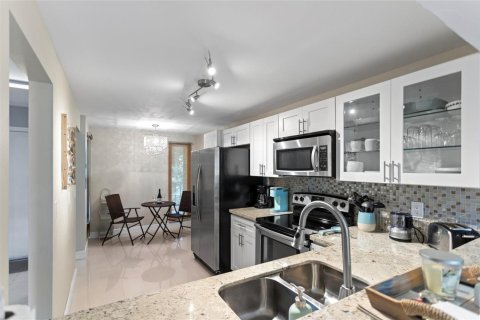 Copropriété à vendre à Boca Raton, Floride: 2 chambres, 104.98 m2 № 2183411 - photo 7