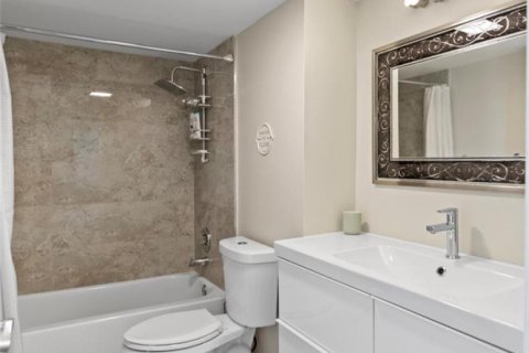 Copropriété à vendre à Boca Raton, Floride: 2 chambres, 104.98 m2 № 2183411 - photo 26
