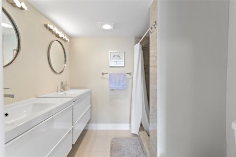 Copropriété à vendre à Boca Raton, Floride: 2 chambres, 104.98 m2 № 2183411 - photo 21