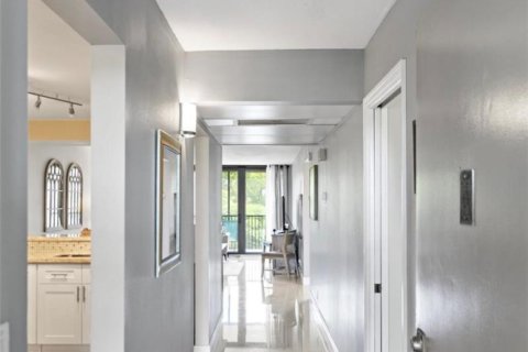 Copropriété à vendre à Boca Raton, Floride: 2 chambres, 104.98 m2 № 2183411 - photo 4