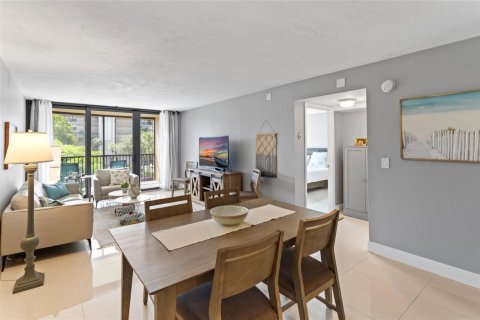 Copropriété à vendre à Boca Raton, Floride: 2 chambres, 104.98 m2 № 2183411 - photo 12
