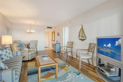 Condo in Longboat Key, Florida, 1 bedroom  № 1548182 - photo 13