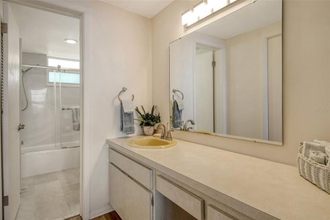 Condo in Longboat Key, Florida, 1 bedroom  № 1548182 - photo 20