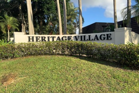 Adosado en alquiler en West Palm Beach, Florida, 2 dormitorios, 117.43 m2 № 1161834 - foto 1