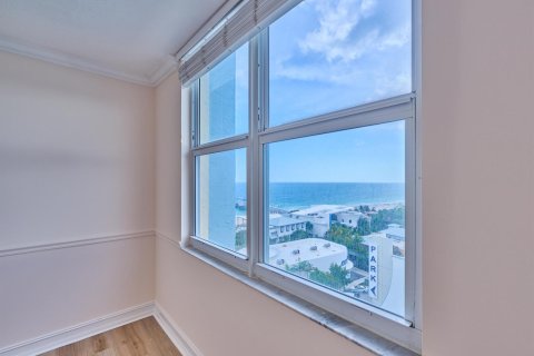 Condo in Pompano Beach, Florida, 2 bedrooms № 2182087 - photo 21