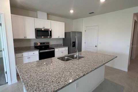 Touwnhouse à louer à Davenport, Floride: 3 chambres, 160.26 m2 № 2108299 - photo 6