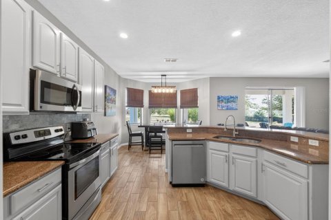 Villa ou maison à vendre à Eustis, Floride: 5 chambres, 339.09 m2 № 2148781 - photo 11