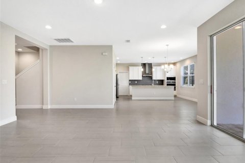 Villa ou maison à louer à Tavares, Floride: 5 chambres, 304.07 m2 № 1591603 - photo 9
