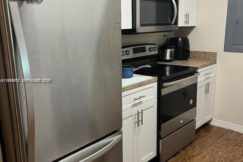 Condominio en alquiler en Pembroke Pines, Florida, 2 dormitorios, 104.98 m2 № 2030700 - foto 5