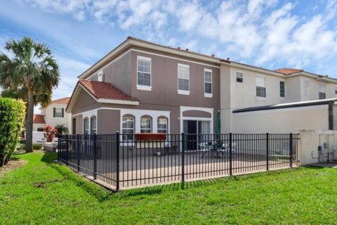Townhouse in Kissimmee, Florida 4 bedrooms, 151.99 sq.m. № 2258930 - photo 3