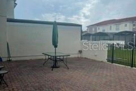 Townhouse in Kissimmee, Florida 4 bedrooms, 151.99 sq.m. № 2258930 - photo 5