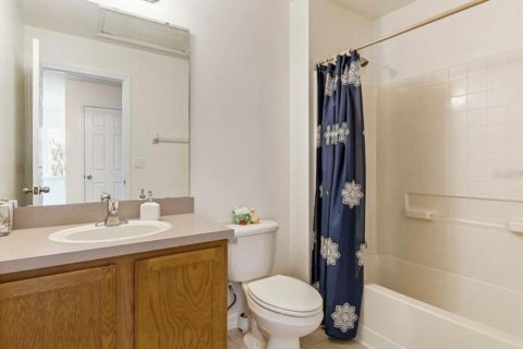 Townhouse in Kissimmee, Florida 4 bedrooms, 151.99 sq.m. № 2258930 - photo 10