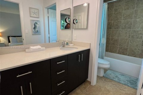 Touwnhouse à vendre à Pompano Beach, Floride: 3 chambres, 139.35 m2 № 2169822 - photo 10