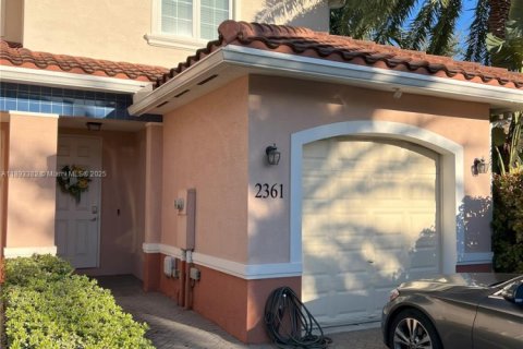 Touwnhouse à Pompano Beach, Floride 3 chambres, 139.35 m2 № 2169822