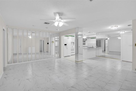 Casa en venta en Ocala, Florida, 3 dormitorios, 220.74 m2 № 1900677 - foto 18