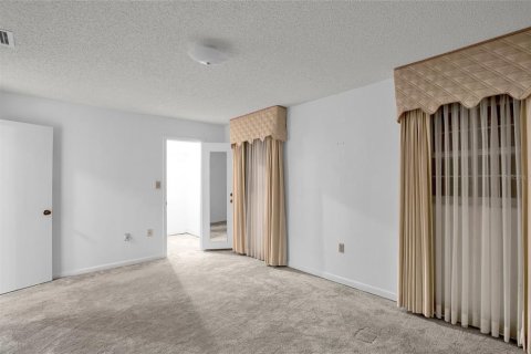 Casa en venta en Ocala, Florida, 3 dormitorios, 220.74 m2 № 1900677 - foto 28