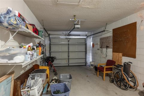 House in Haines City, Florida 2 bedrooms, 81.75 sq.m. № 1833036 - photo 24