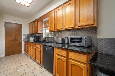 House in Haines City, Florida 2 bedrooms, 81.75 sq.m. № 1833036 - photo 10