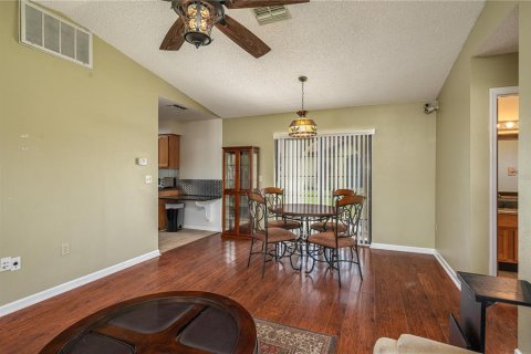 House in Haines City, Florida 2 bedrooms, 81.75 sq.m. № 1833036 - photo 15