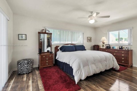 House in Jupiter, Florida 3 bedrooms, 137.12 sq.m. № 1893426 - photo 13