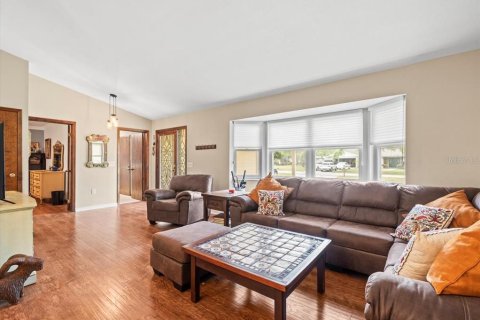 Casa en venta en Brooksville, Florida, 3 dormitorios, 202.81 m2 № 1613912 - foto 9