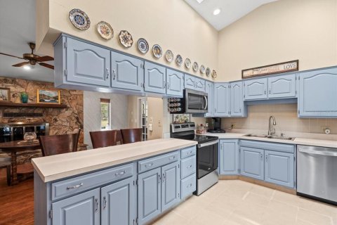 Casa en venta en Brooksville, Florida, 3 dormitorios, 202.81 m2 № 1613912 - foto 21